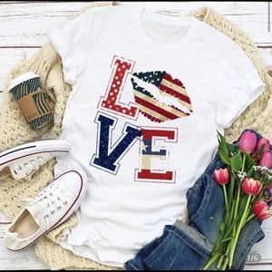 Women Graphic USA Flag American Patriotic Love
